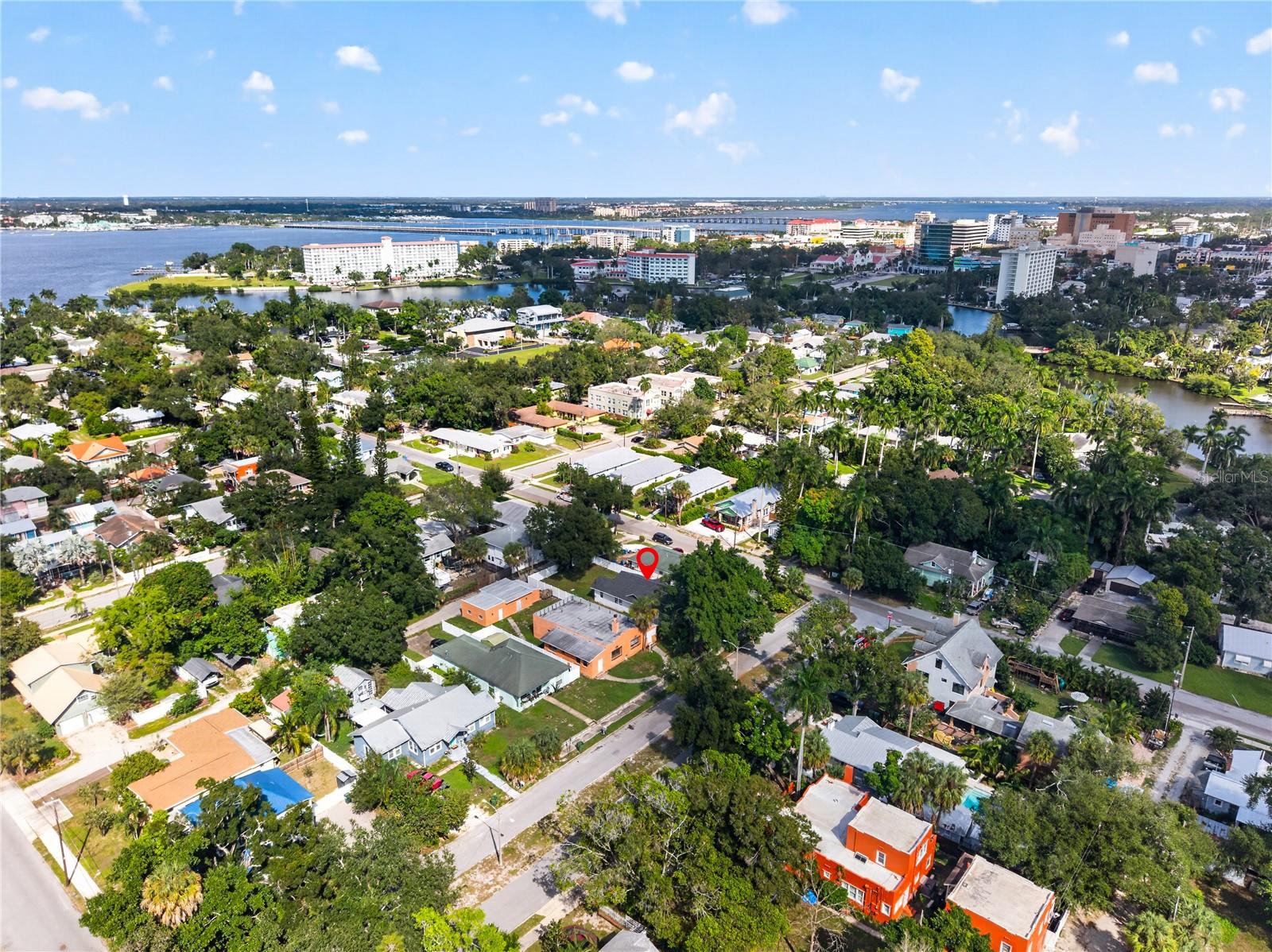 Walking distance to the waterfront