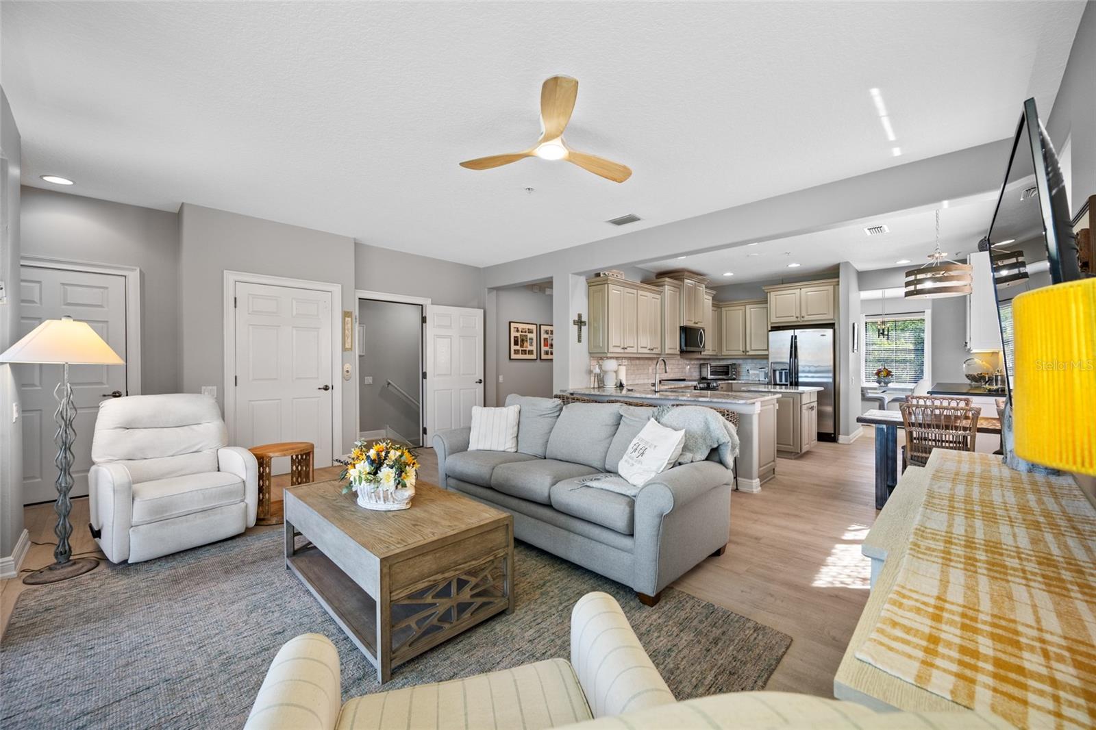 2nd Floor, main living area