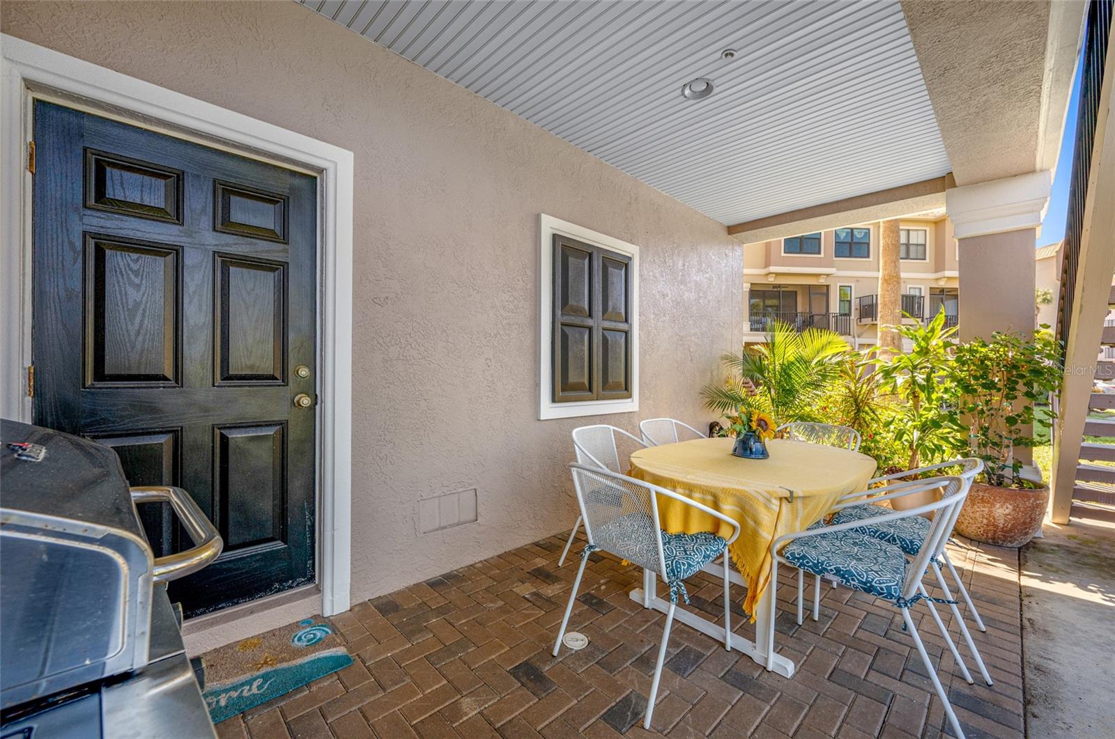 Back patio (1st floor)