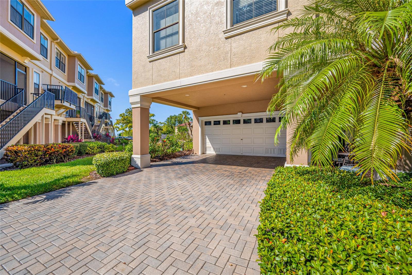 580 BELLA LOOP, Dunedin, FL 34698