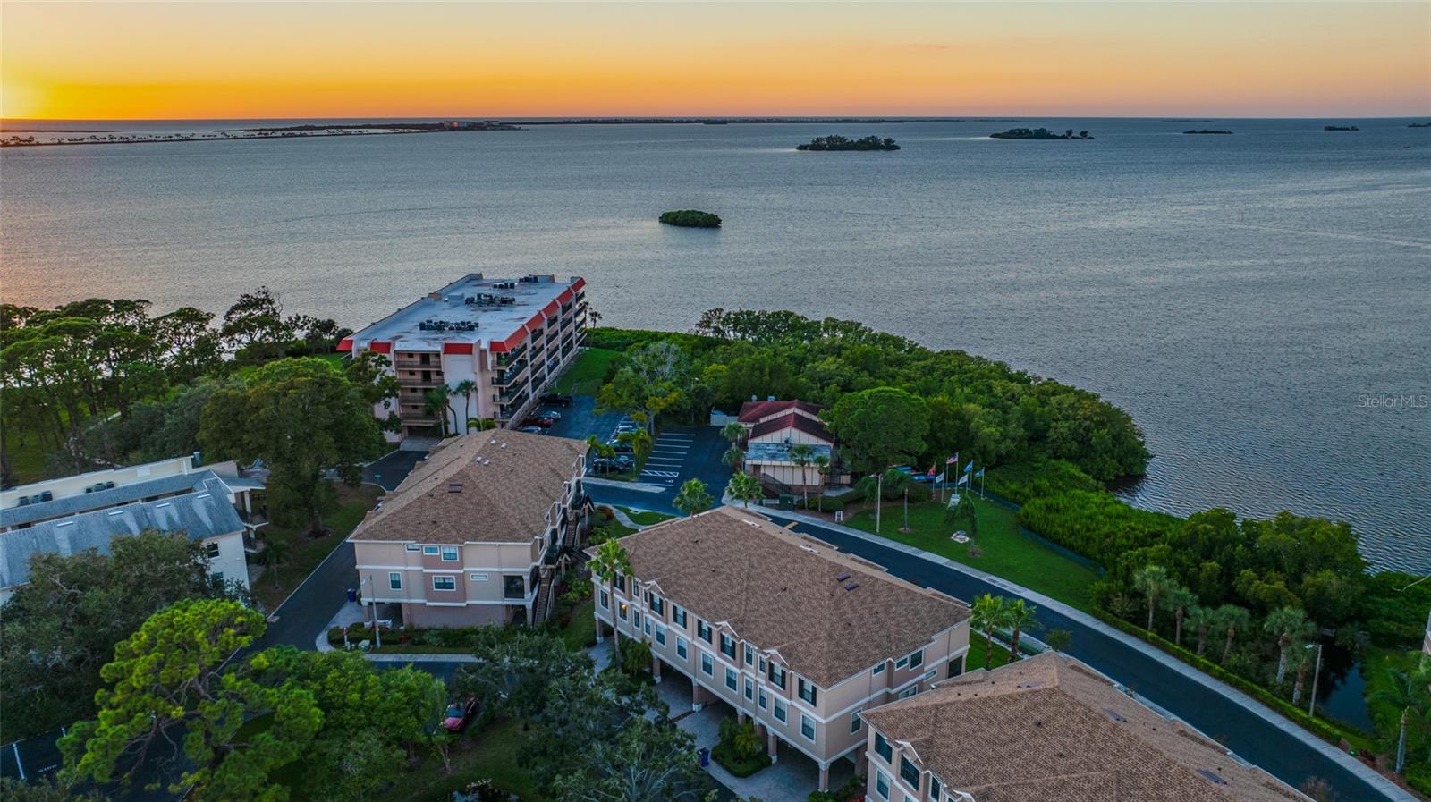 580 BELLA LOOP, Dunedin, FL 34698