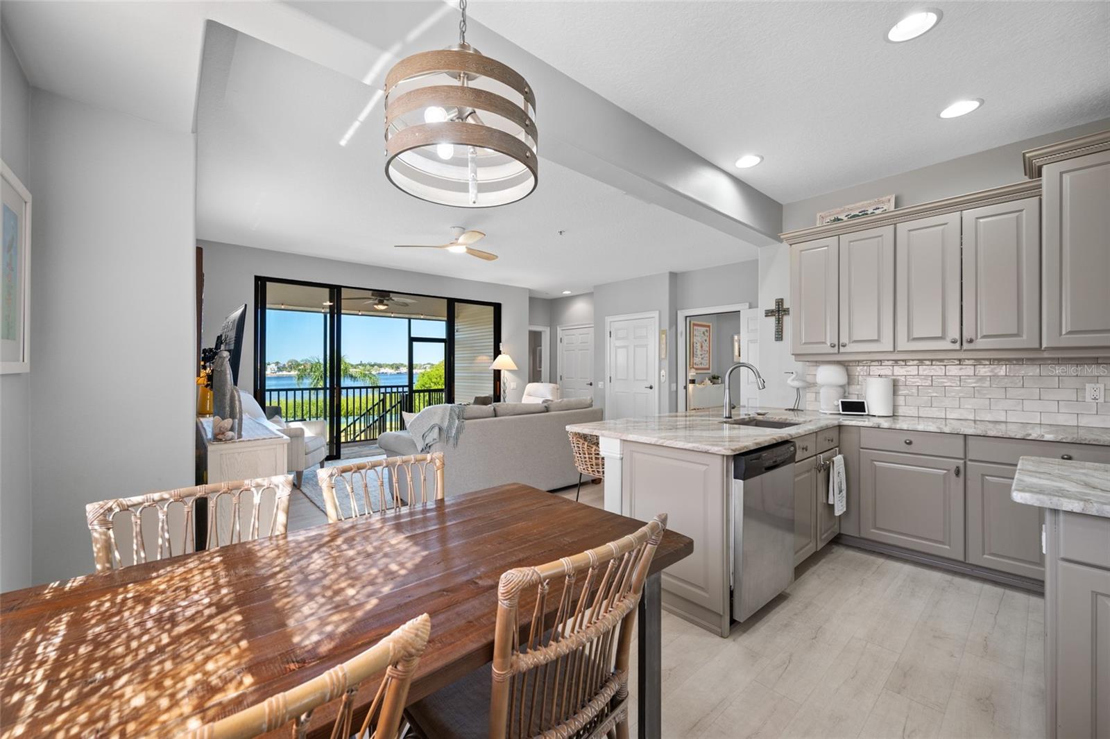 Kitchen/Dining (2nd Floor)