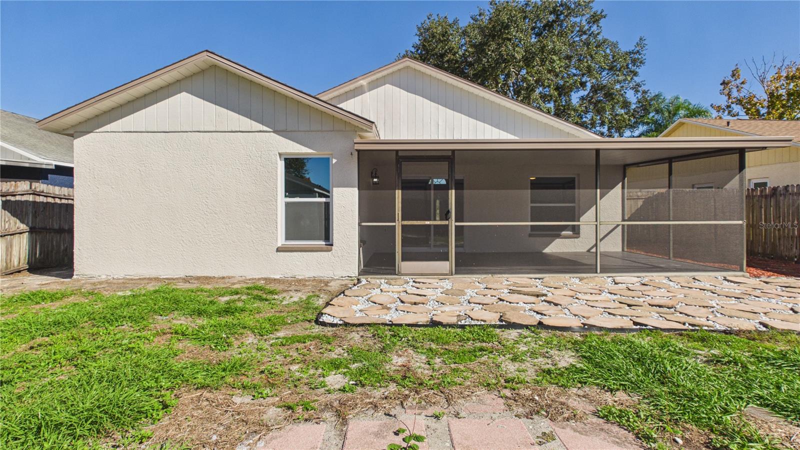 11108 WINDPOINT DRIVE, Tampa, FL 33635