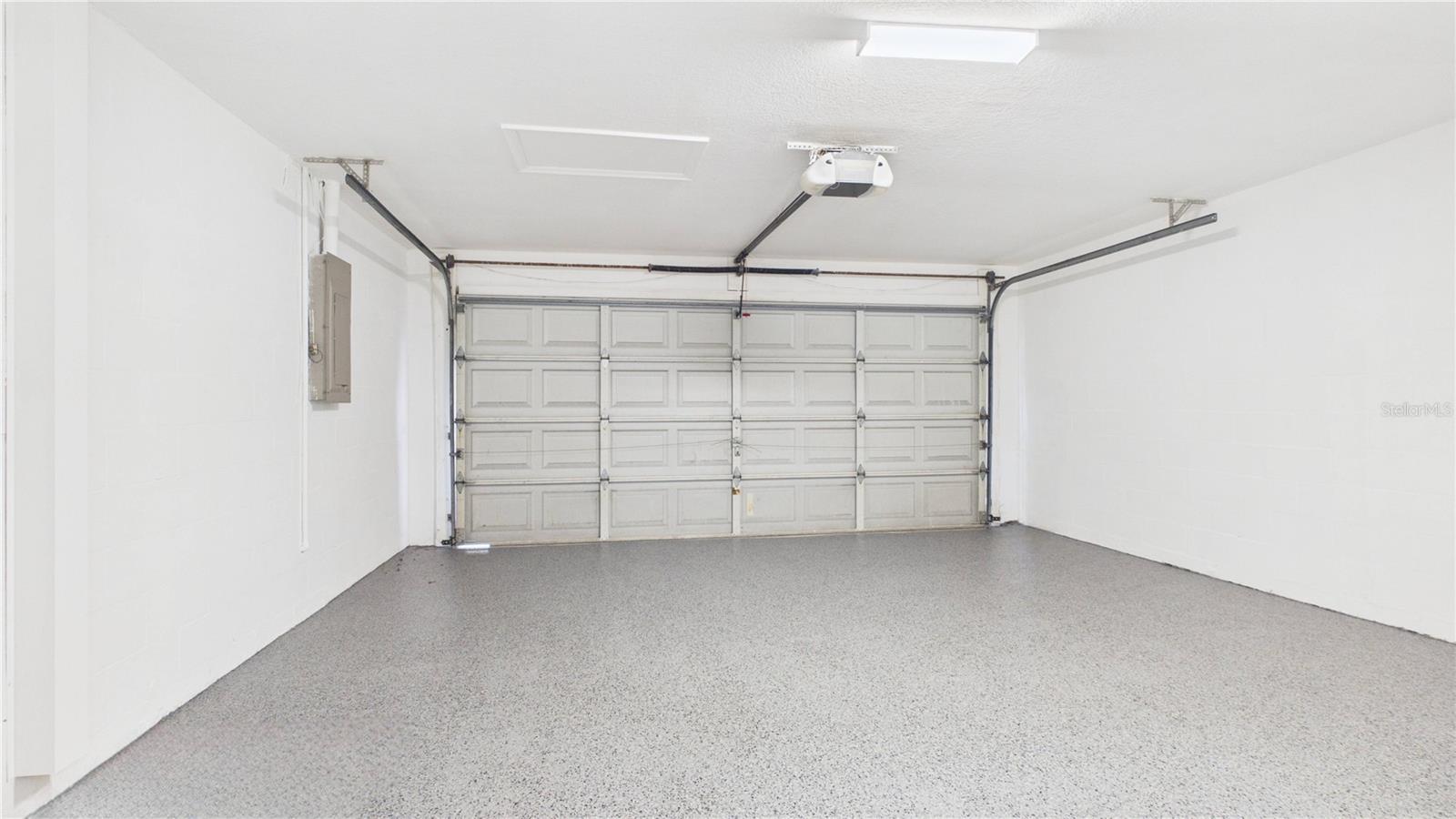 11108 WINDPOINT DRIVE, Tampa, FL 33635
