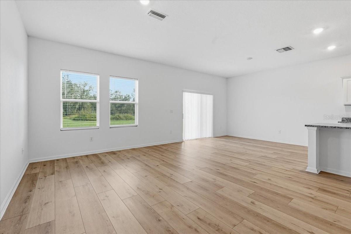 Zephyrhills, FL 33541