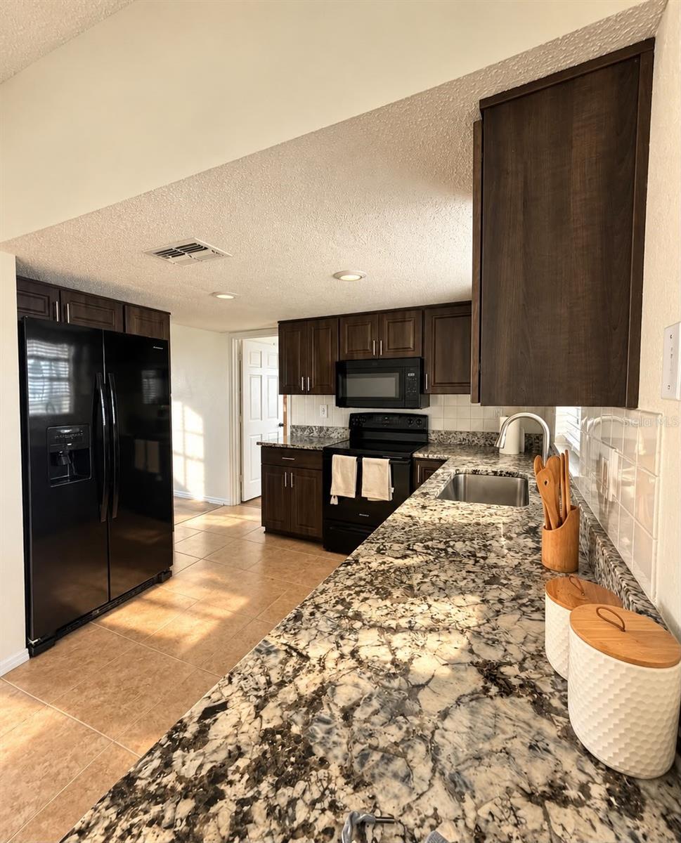 7295 EDINBURGH WAY, Weeki Wachee, FL 34613