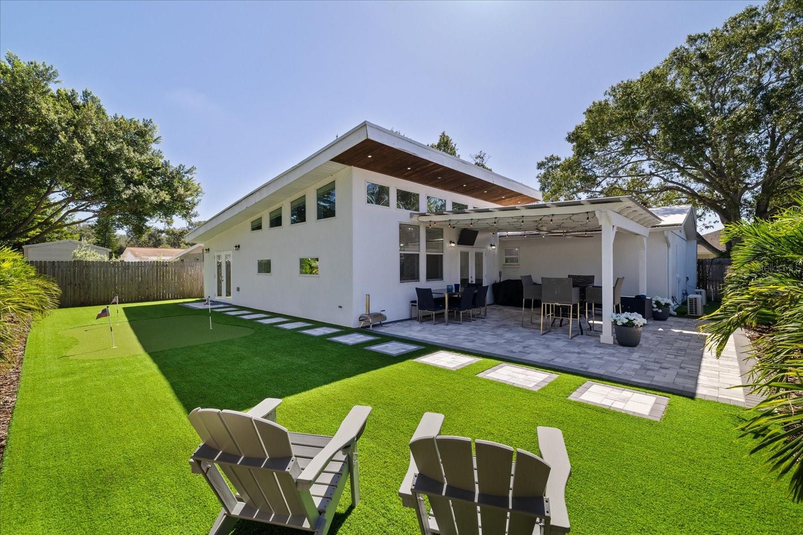 2905 W PAXTON AVENUE, Tampa, FL 33611