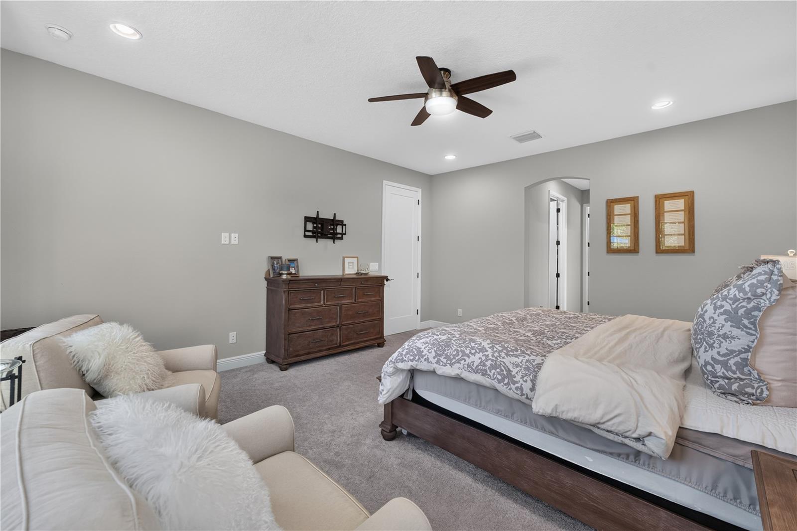 4264 EPIC COVE, Land O Lakes, FL 34638