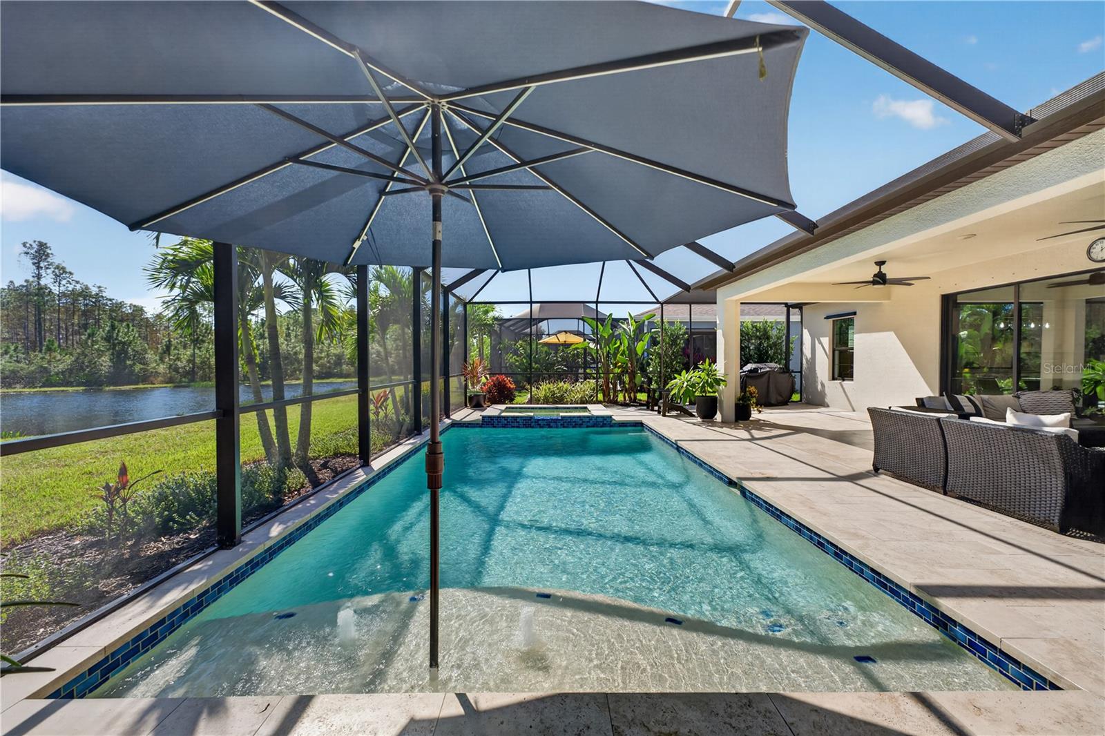 Sunshelf and Umbrella