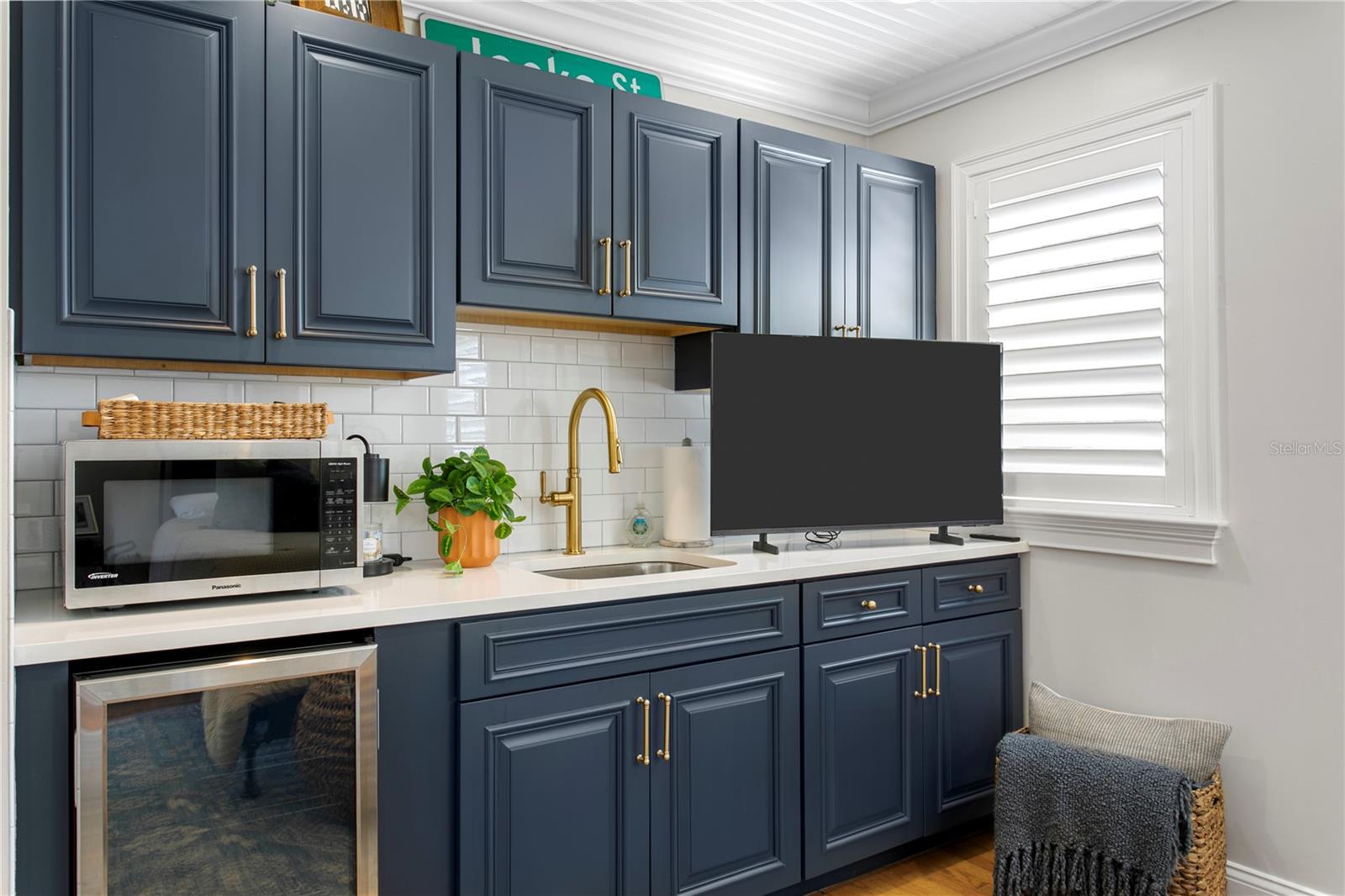 Sink, Microwave, Refrigerator is all you need
