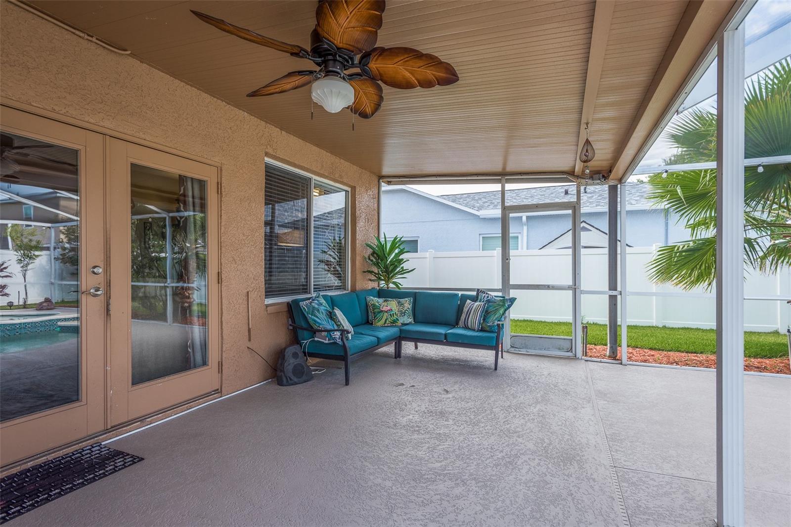 1633 SHADY OAKS DRIVE, Oldsmar, FL 34677