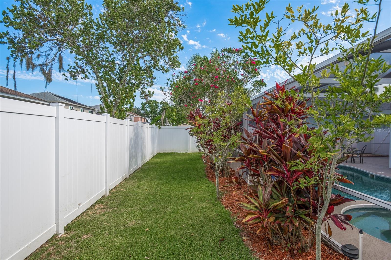 1633 SHADY OAKS DRIVE, Oldsmar, FL 34677