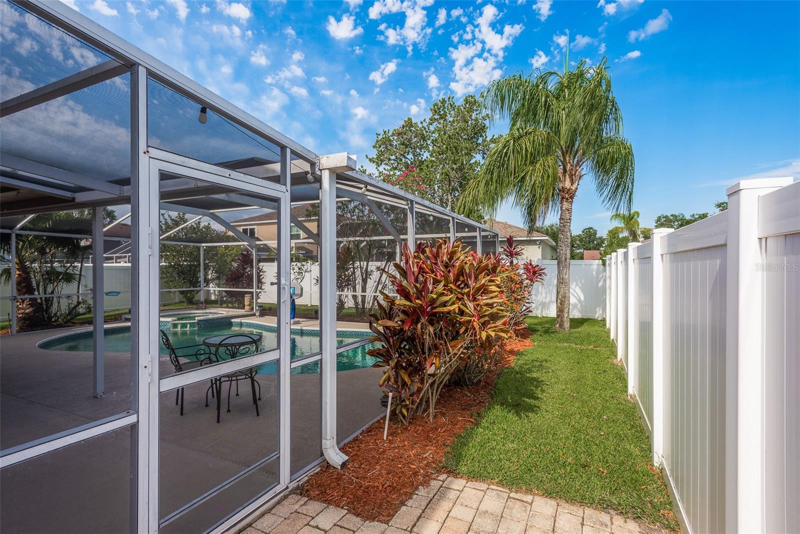 1633 SHADY OAKS DRIVE, Oldsmar, FL 34677
