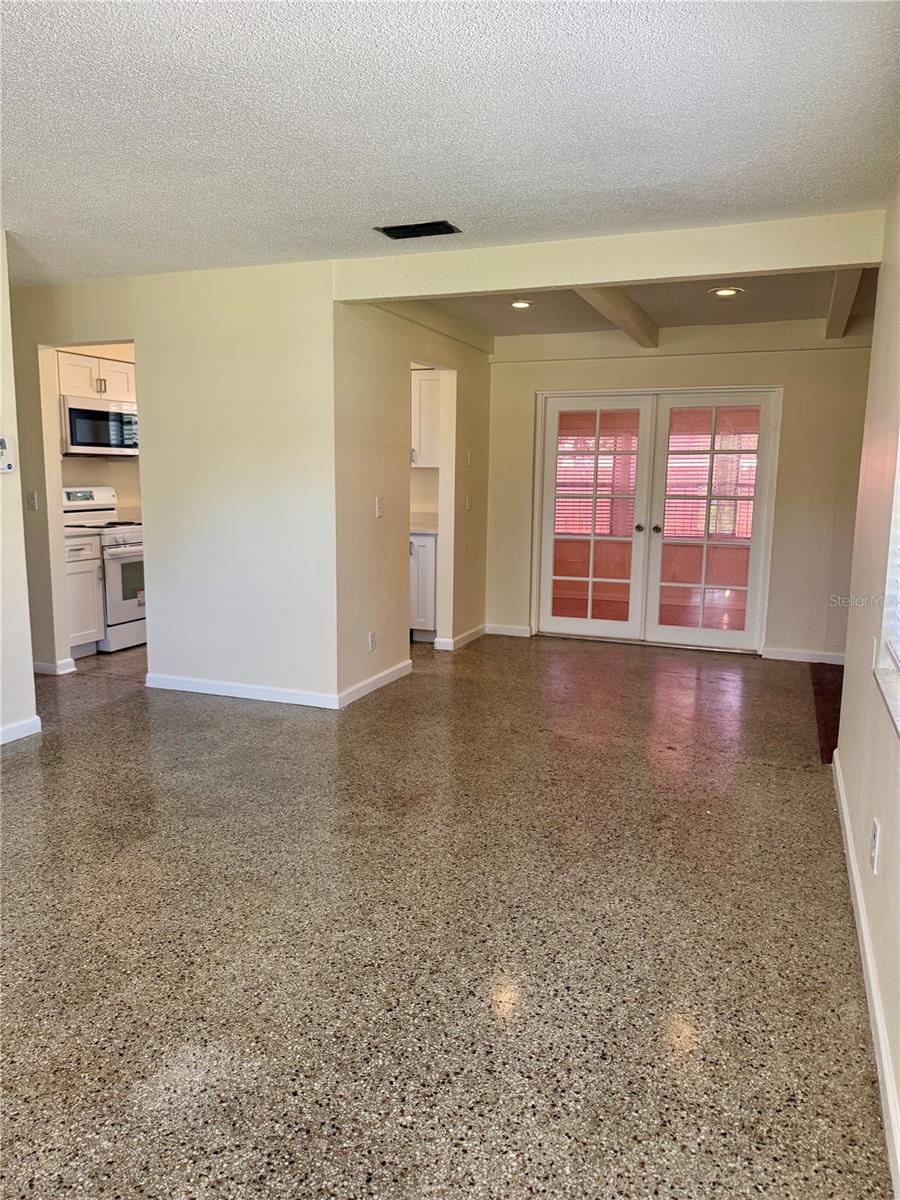 4423 W VARN AVENUE, Tampa, FL 33616 4423 W VARN AVENUE, Tampa, FL 33616