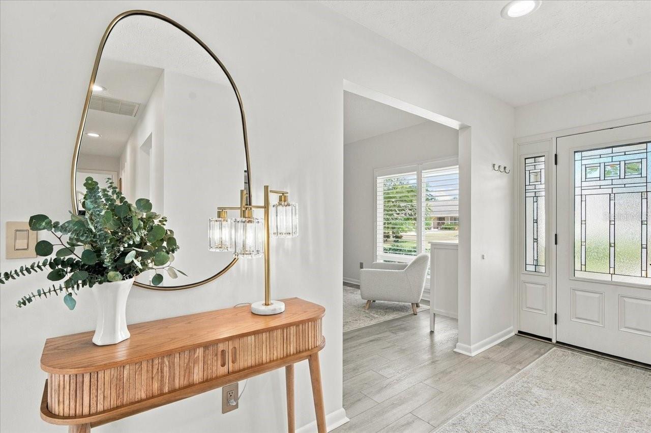 13810 LAKE VILLAGE PLACE, Tampa, FL 33618