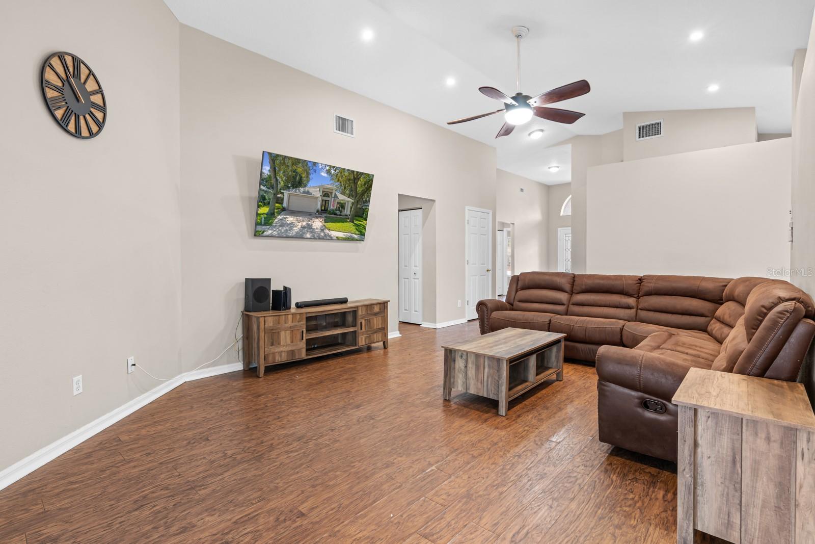 4626 PRESTON WOODS DRIVE, Valrico, FL 33596