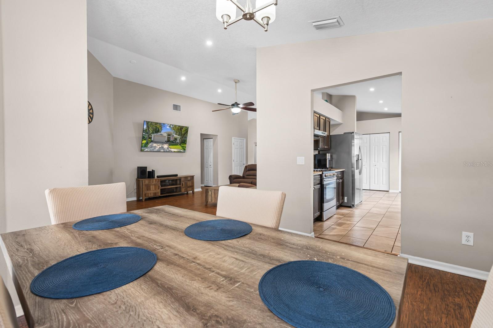 4626 PRESTON WOODS DRIVE, Valrico, FL 33596