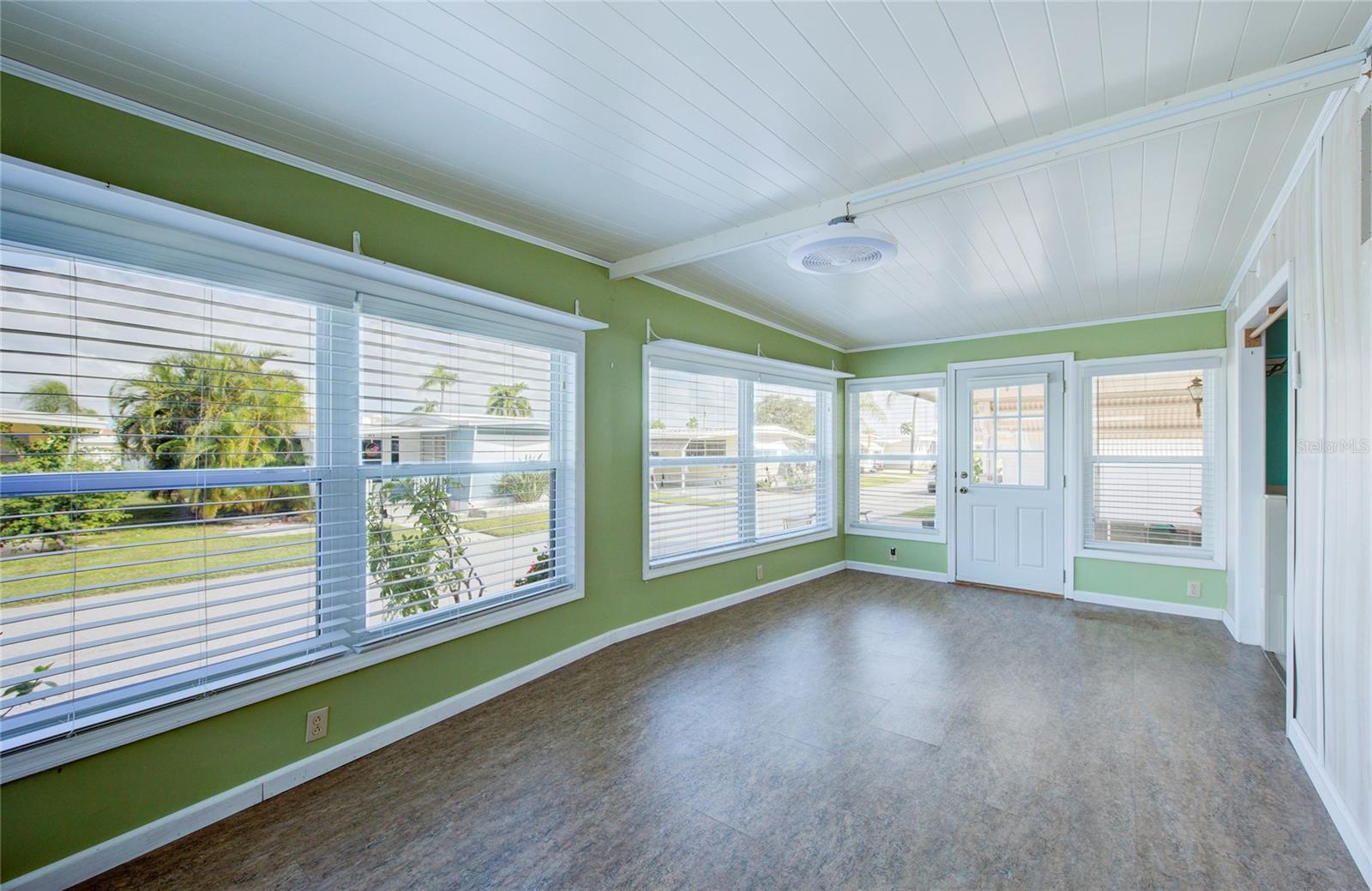 18675 US HIGHWAY 19 N, #485, Clearwater, FL 33764