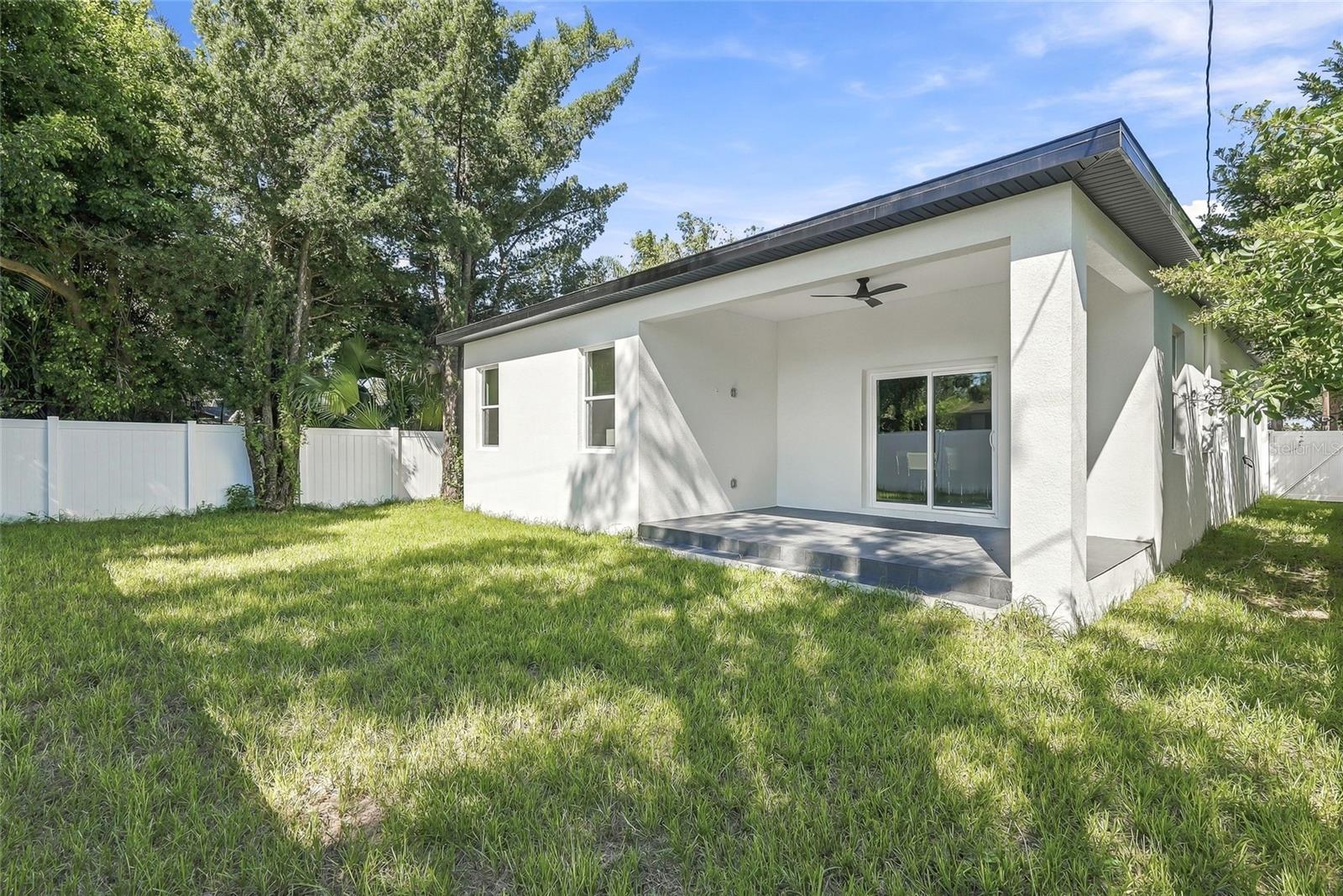 1117 15TH AVENUE NW, Largo, FL 33770