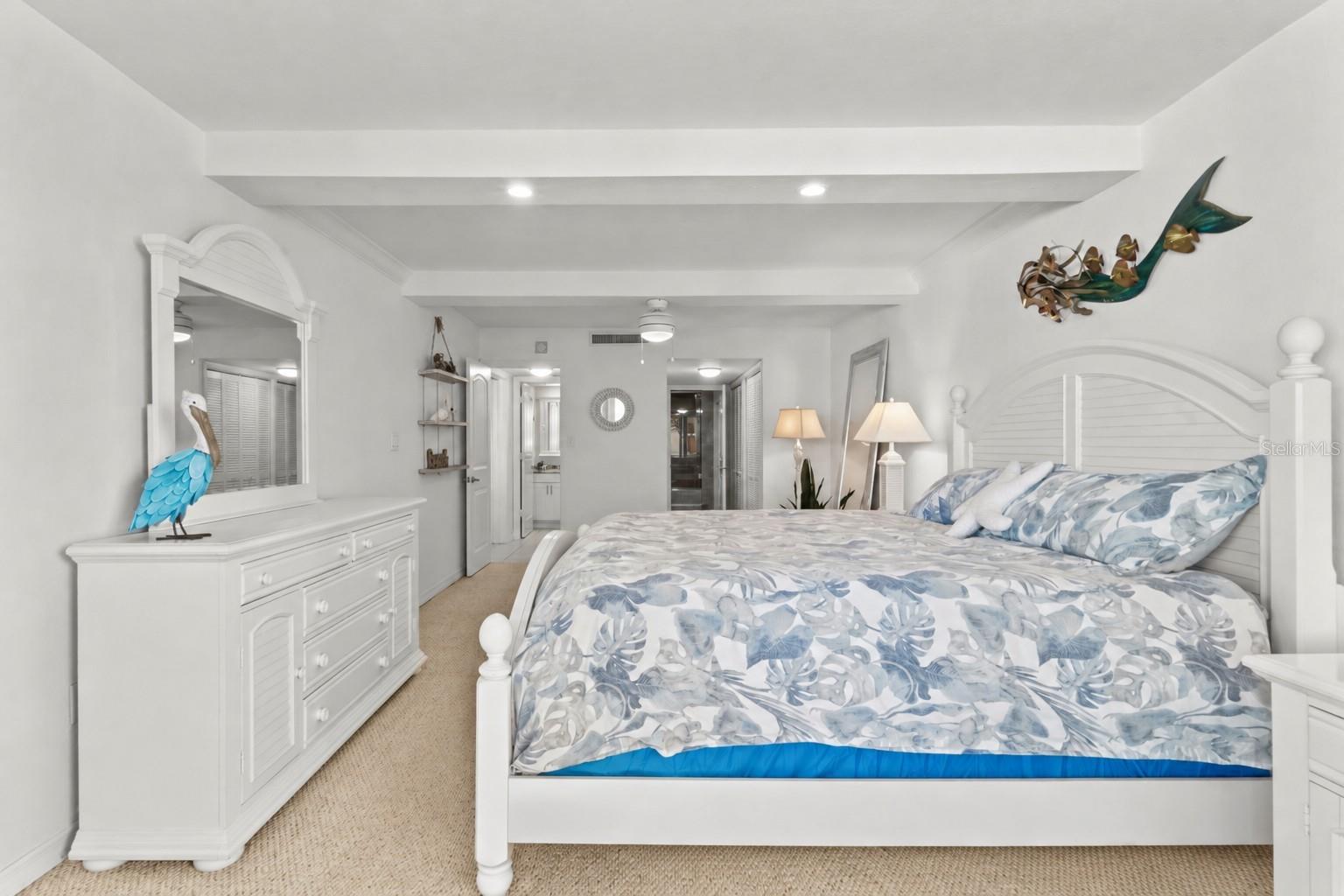 17920 GULF BOULEVARD, #302, Redington Shores, FL 33708