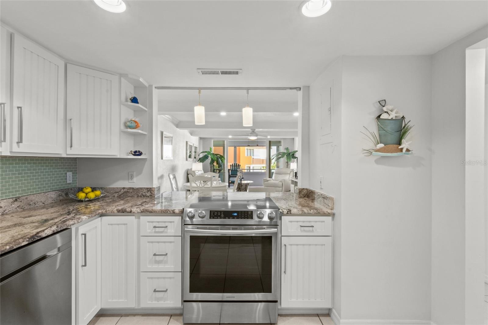17920 GULF BOULEVARD, #302, Redington Shores, FL 33708