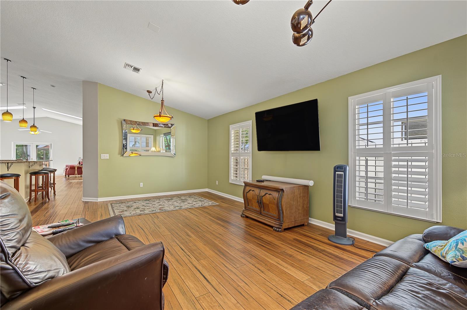 631 4TH AVENUE N, Safety Harbor, FL 34695 631 4TH AVENUE N, Safety Harbor, FL 34695