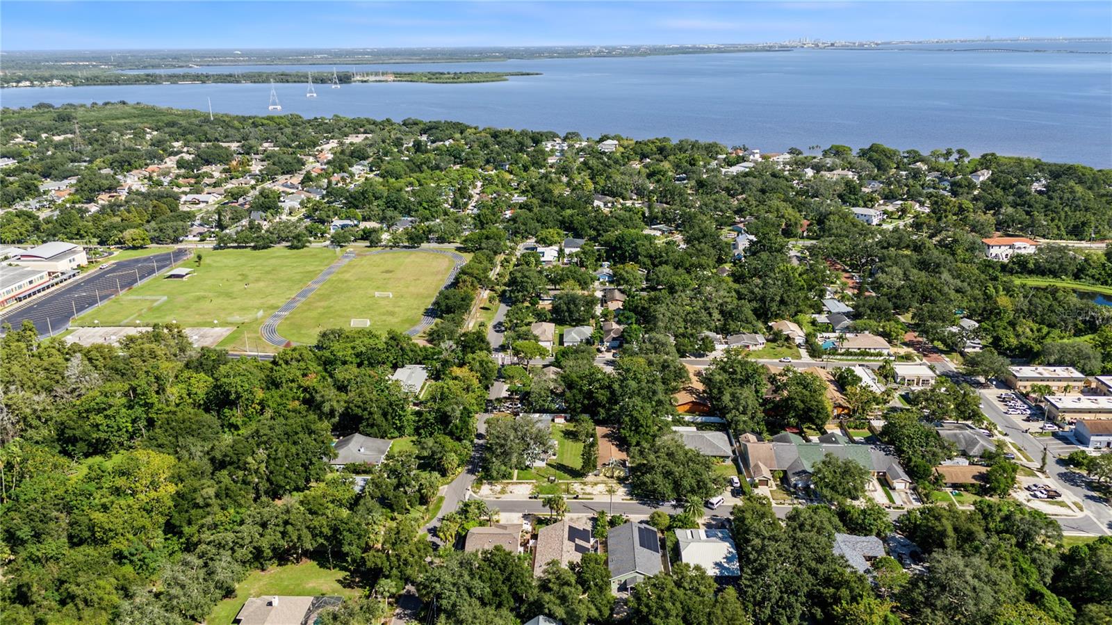 631 4TH AVENUE N, Safety Harbor, FL 34695