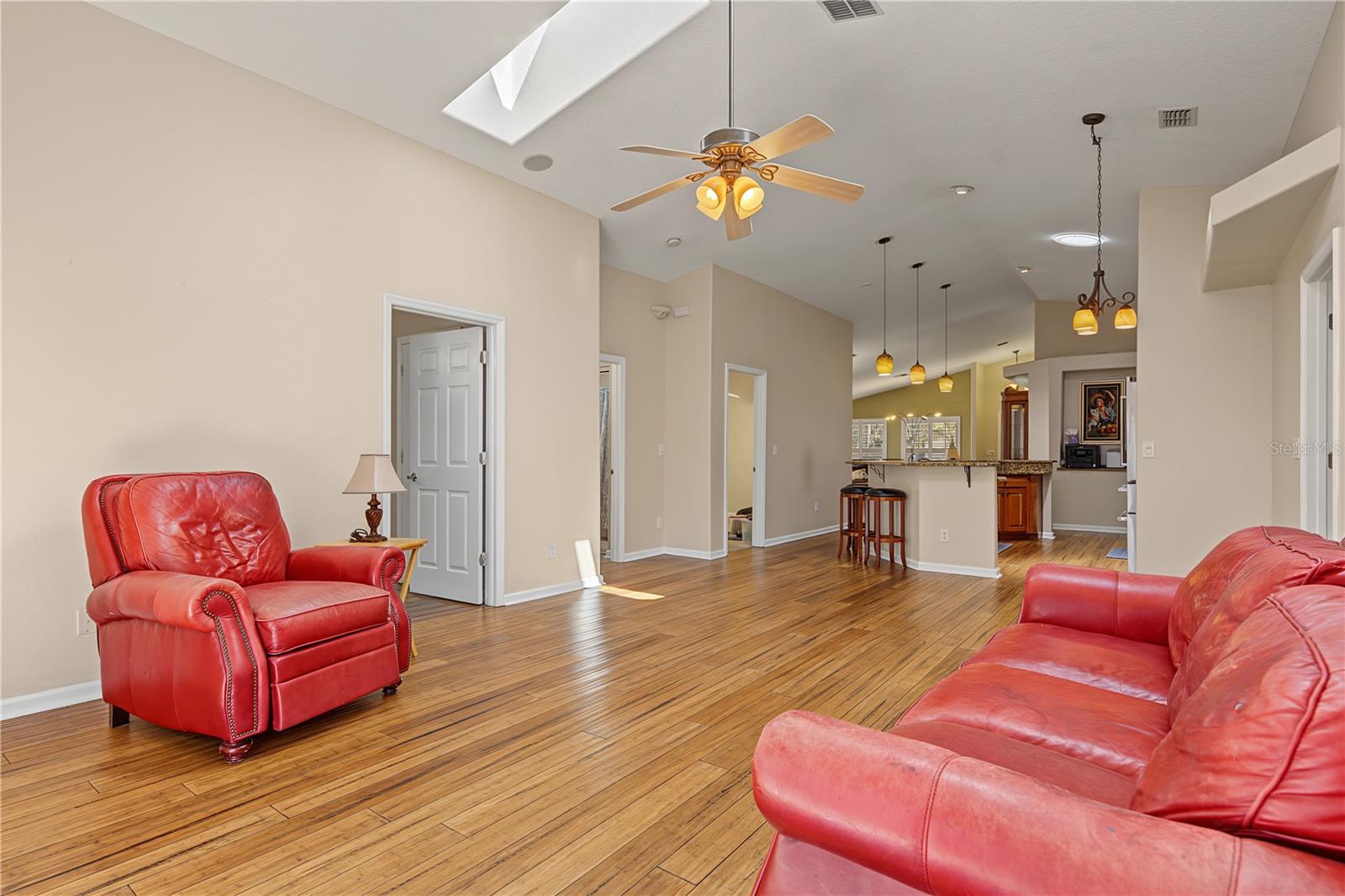631 4TH AVENUE N, Safety Harbor, FL 34695