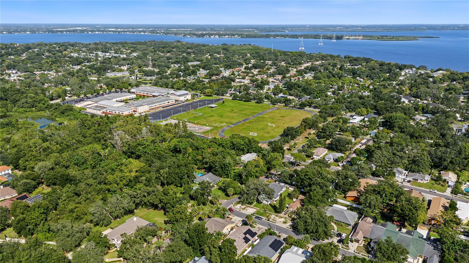 631 4TH AVENUE N, Safety Harbor, FL 34695