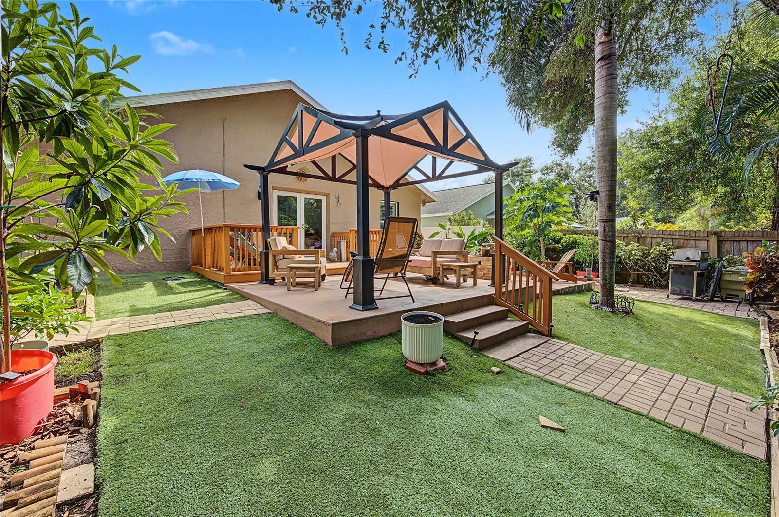 631 4TH AVENUE N, Safety Harbor, FL 34695