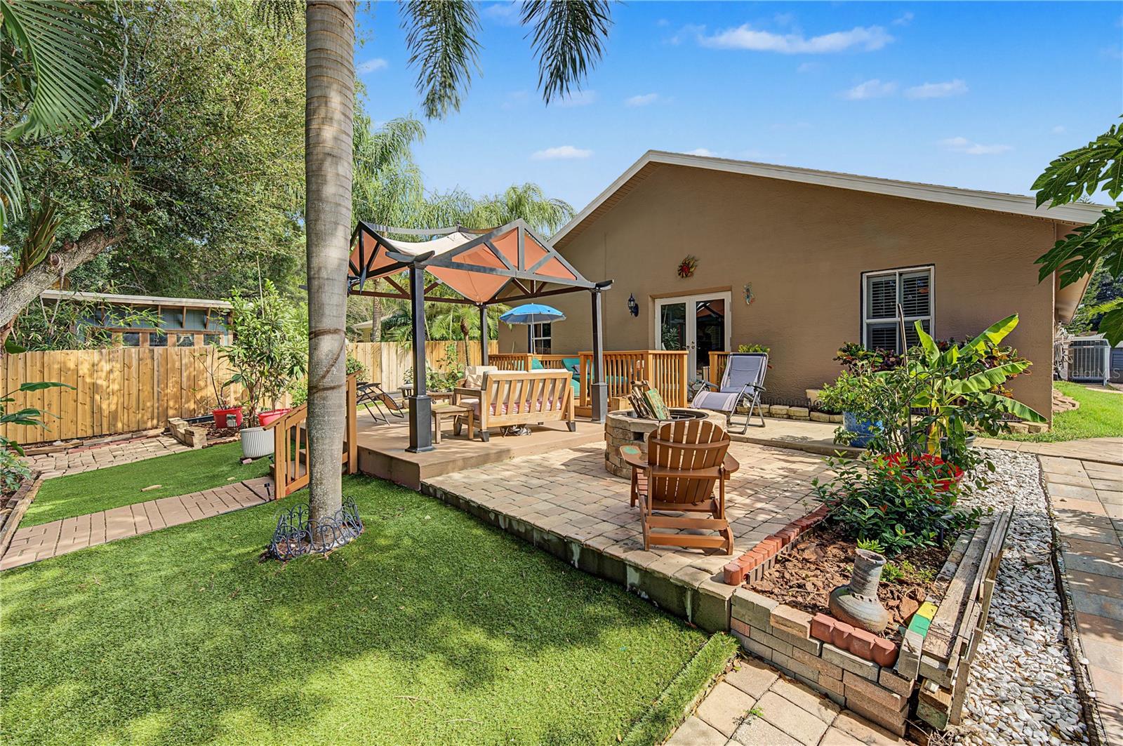 631 4TH AVENUE N, Safety Harbor, FL 34695 631 4TH AVENUE N, Safety Harbor, FL 34695