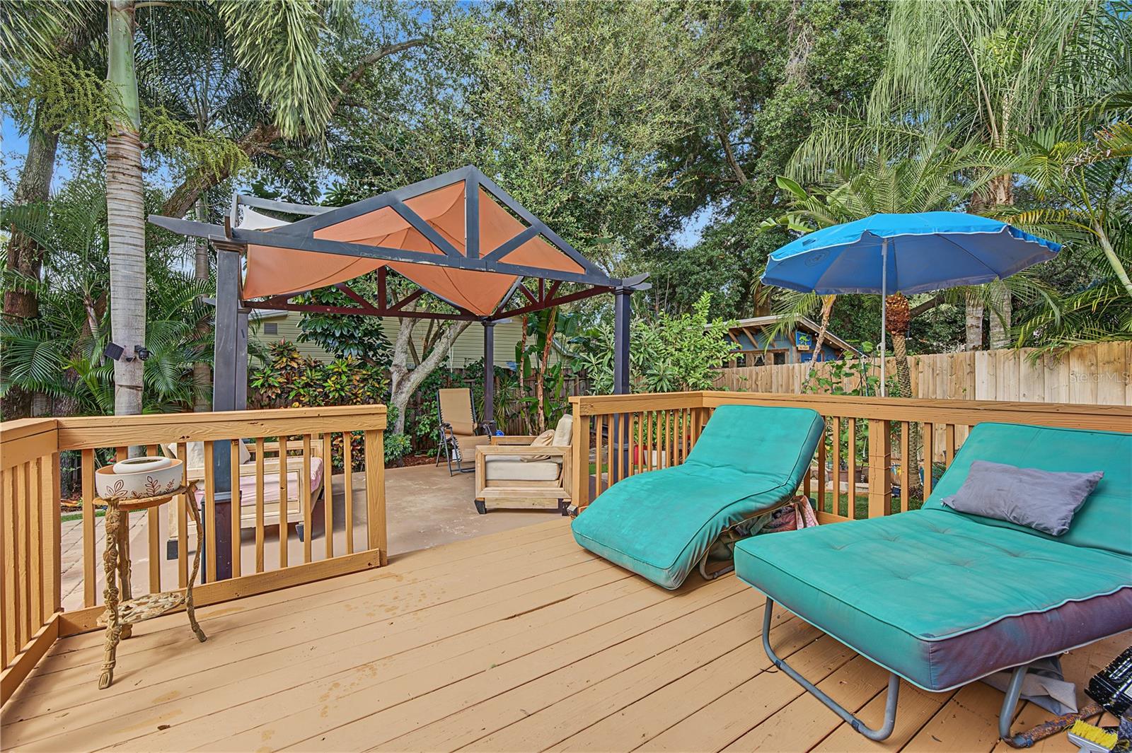 631 4TH AVENUE N, Safety Harbor, FL 34695