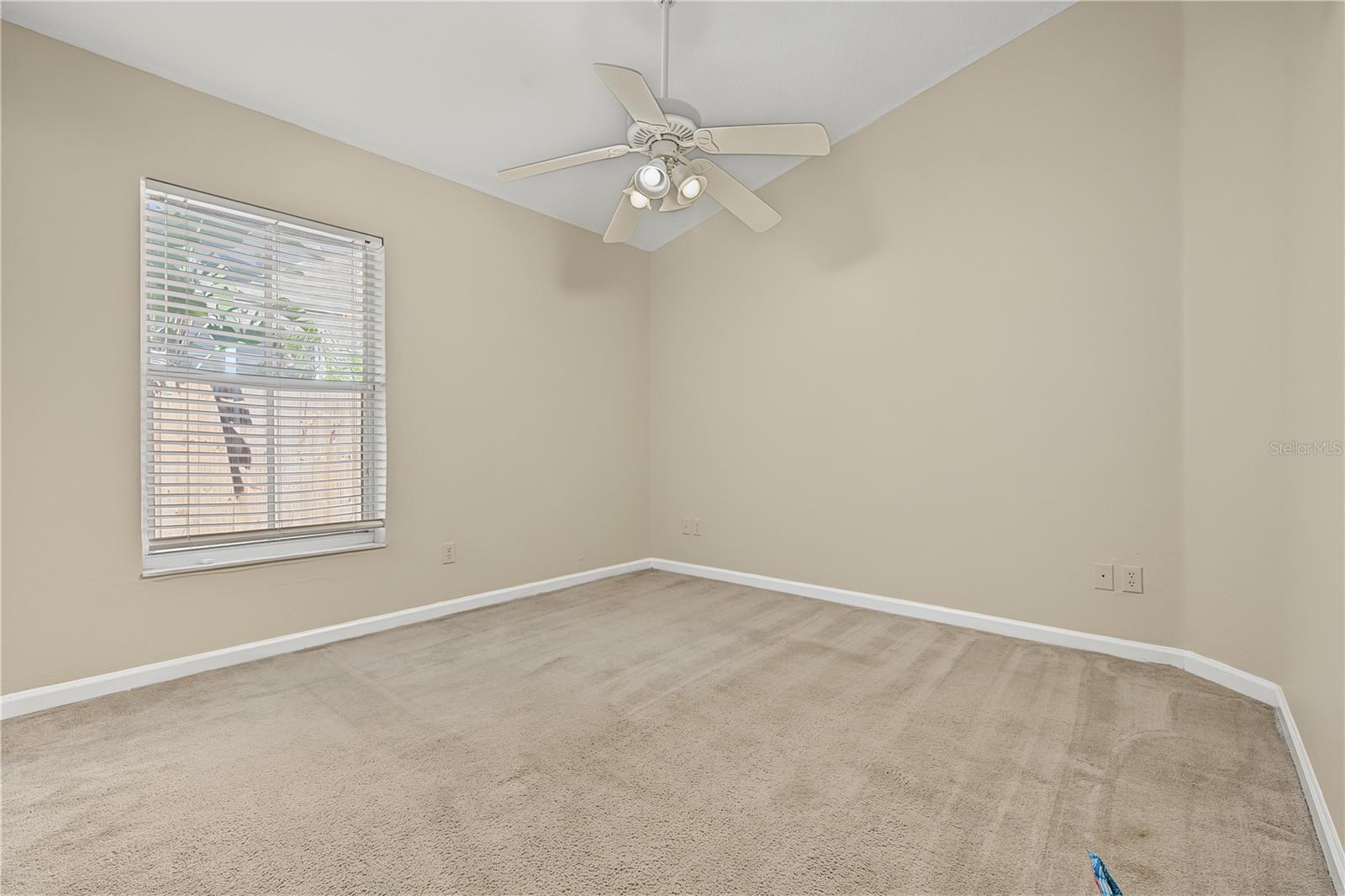 631 4TH AVENUE N, Safety Harbor, FL 34695