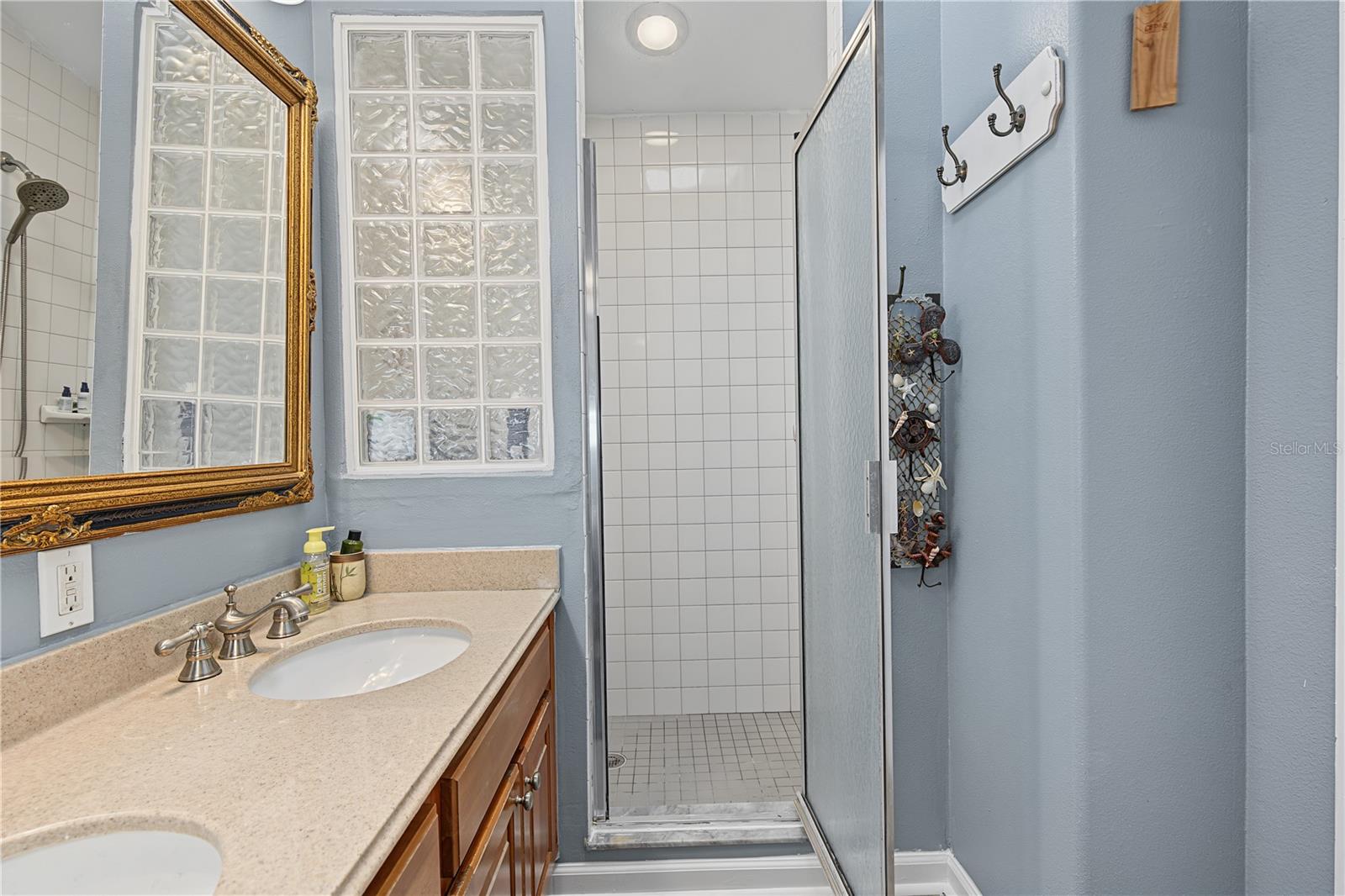 631 4TH AVENUE N, Safety Harbor, FL 34695