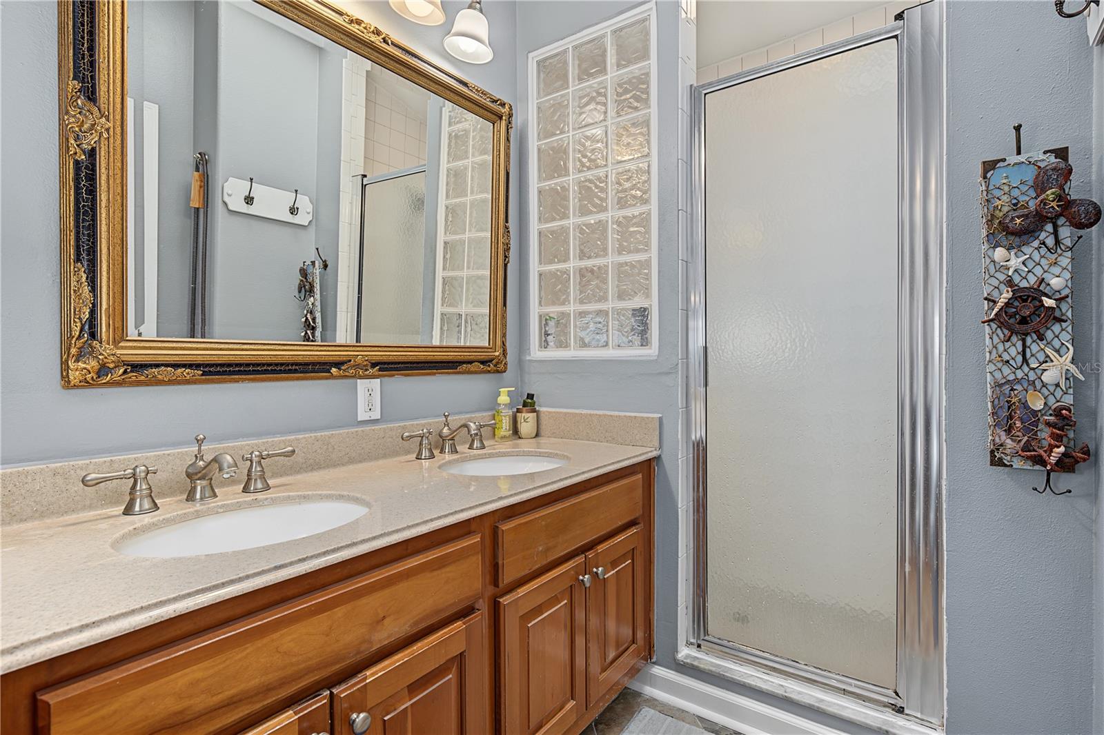 631 4TH AVENUE N, Safety Harbor, FL 34695