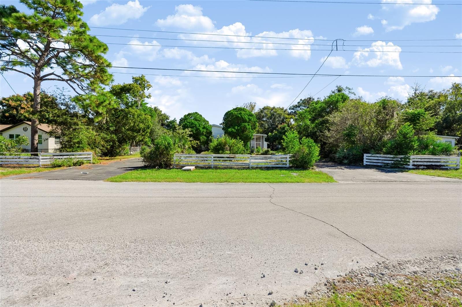 13616 LITEWOOD DRIVE, Hudson, FL 34669 13616 LITEWOOD DRIVE, Hudson, FL 34669