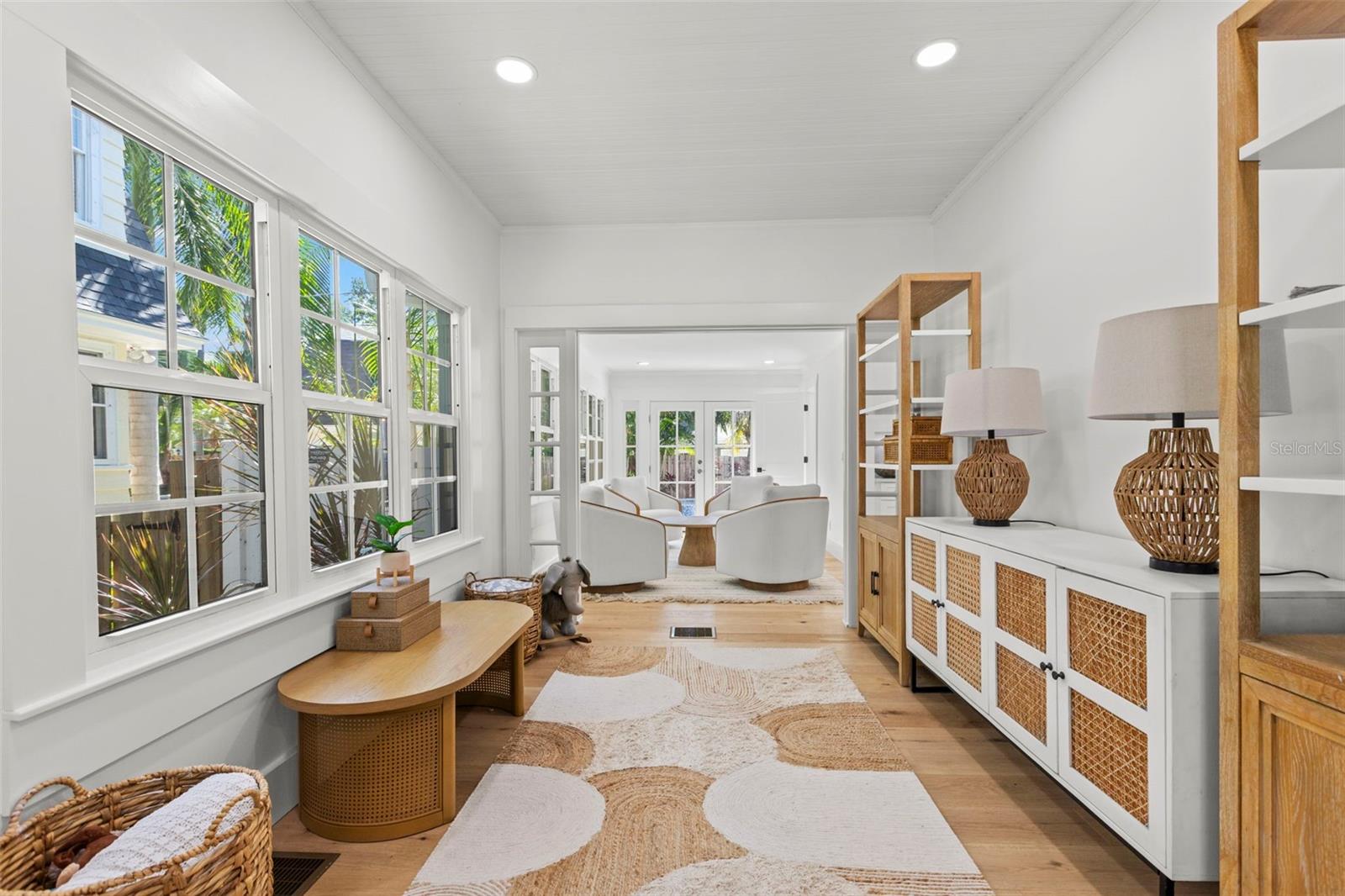 816 15TH AVENUE NE, St Petersburg, FL 33704