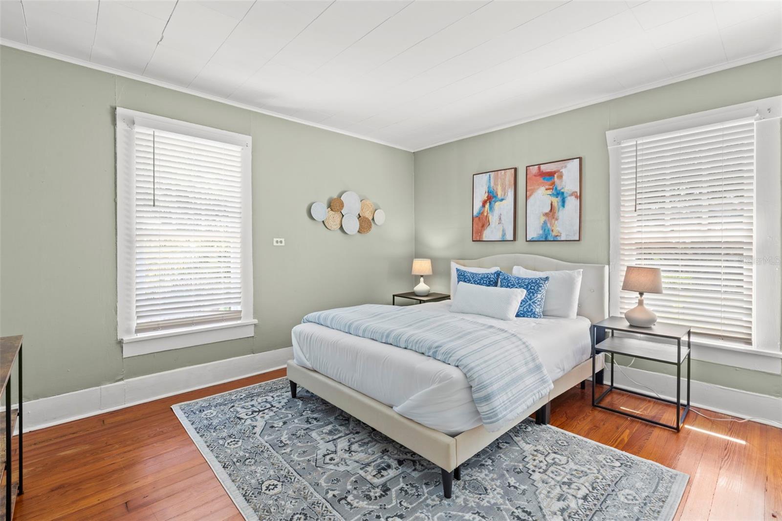 816 15TH AVENUE NE, St Petersburg, FL 33704