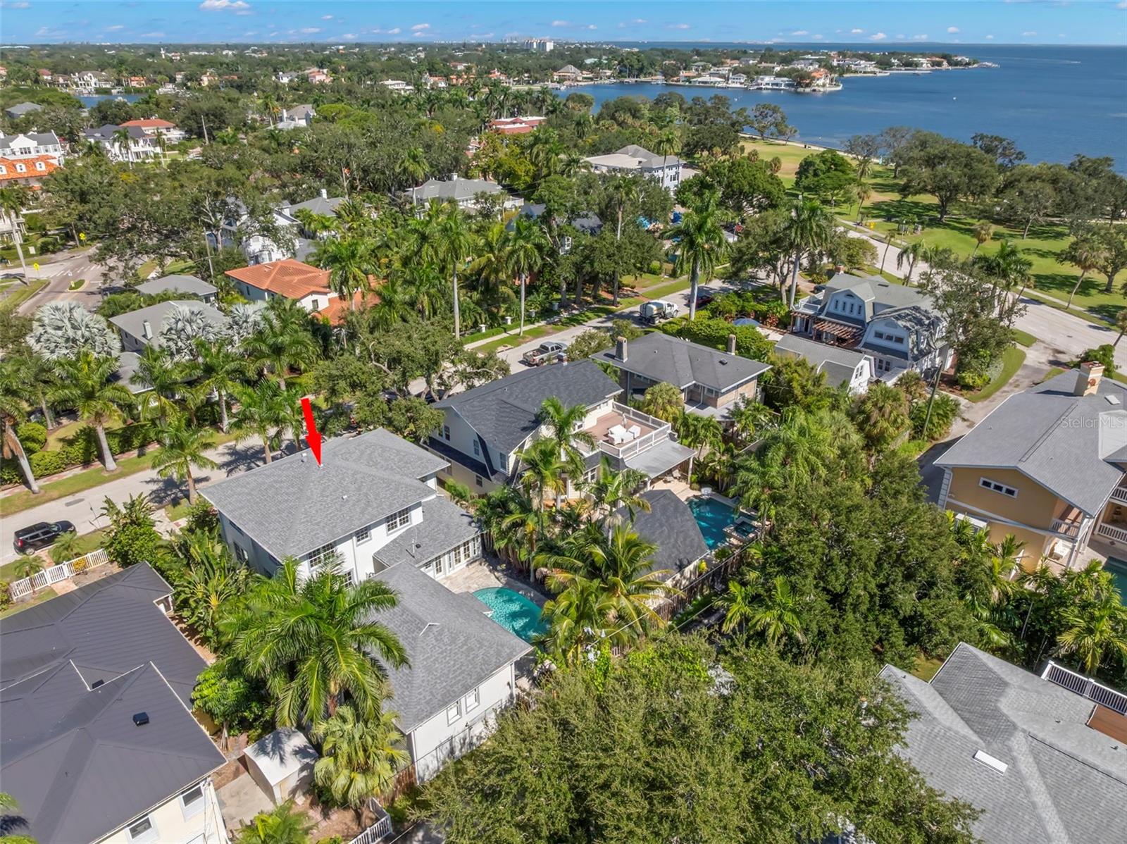 816 15TH AVENUE NE, St Petersburg, FL 33704