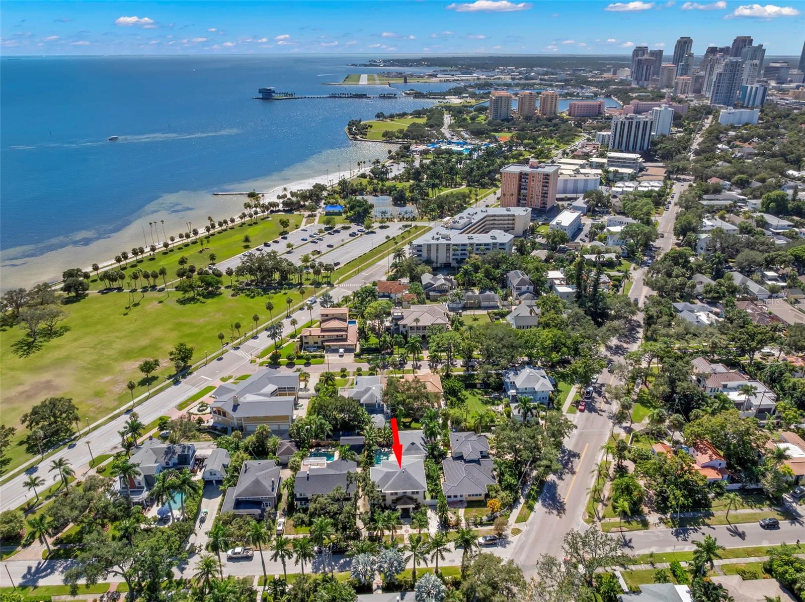 816 15TH AVENUE NE, St Petersburg, FL 33704