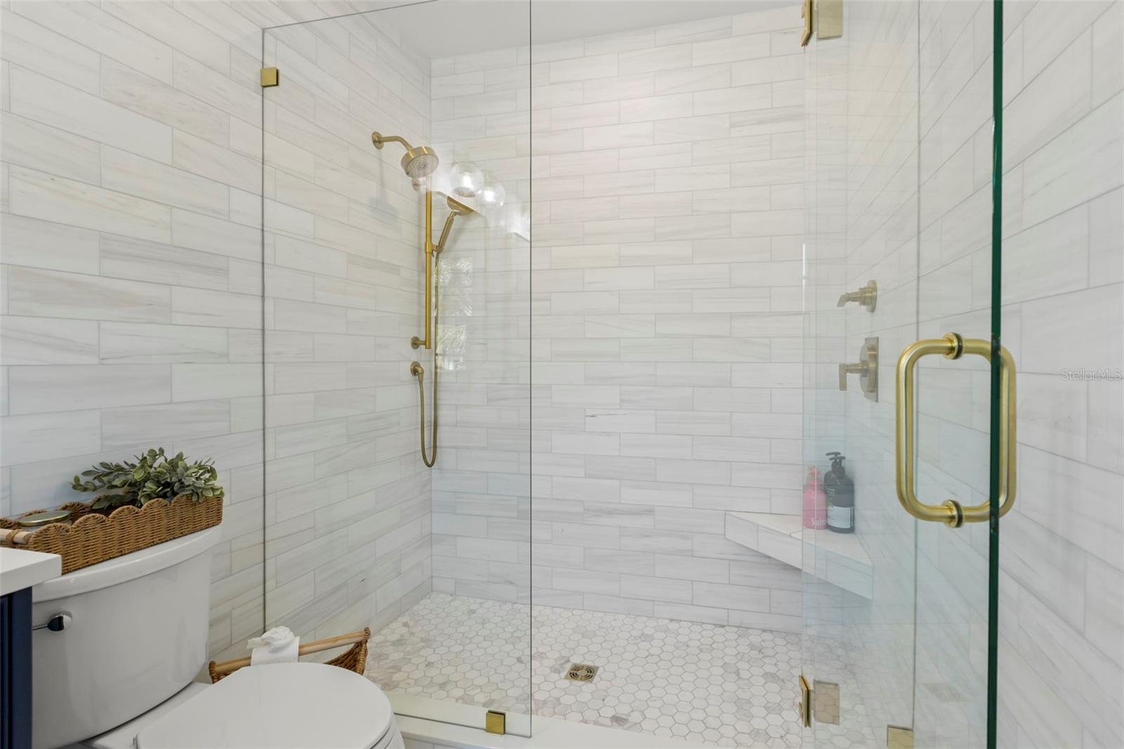 816 15TH AVENUE NE, St Petersburg, FL 33704