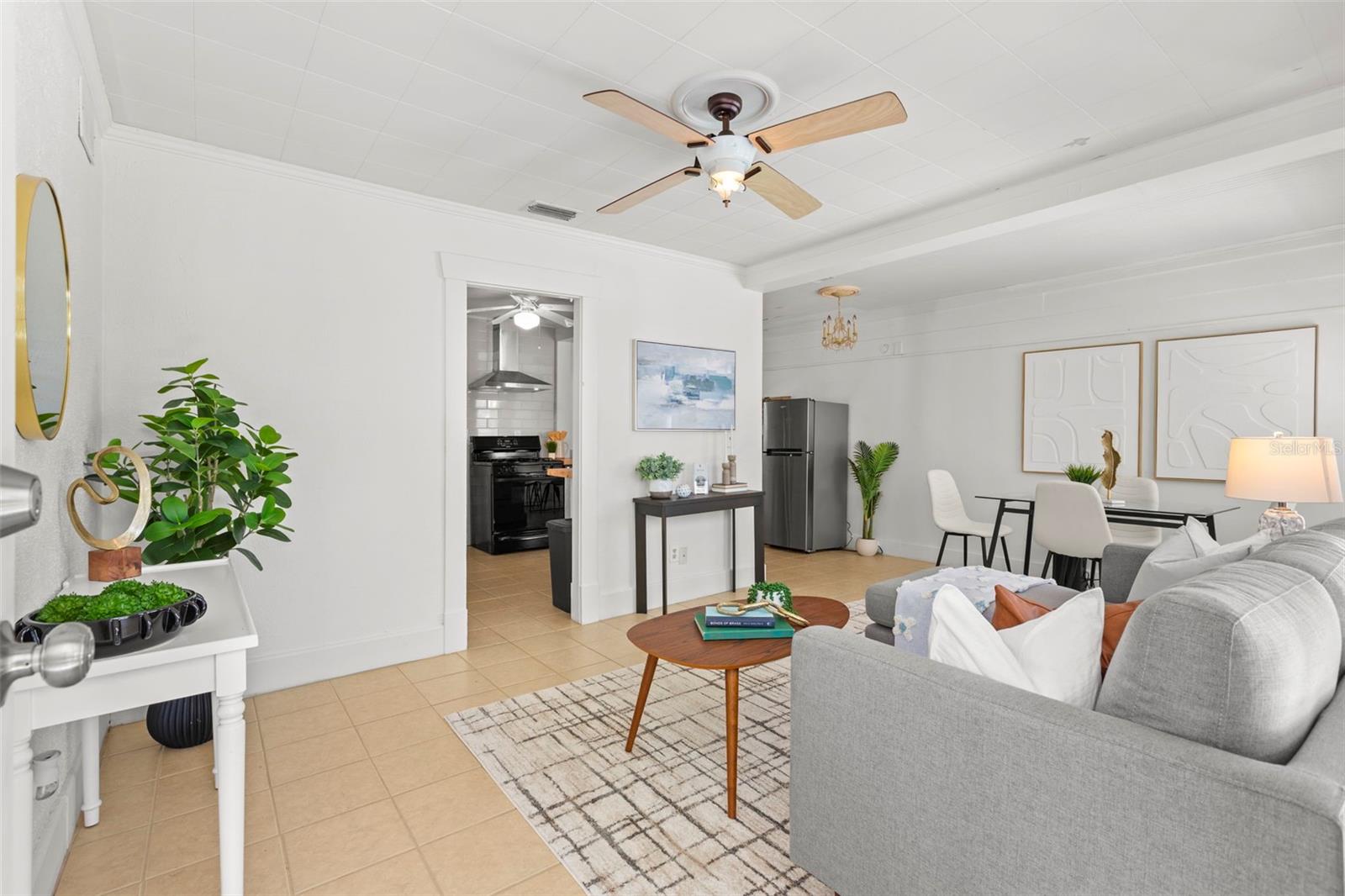 816 15TH AVENUE NE, St Petersburg, FL 33704