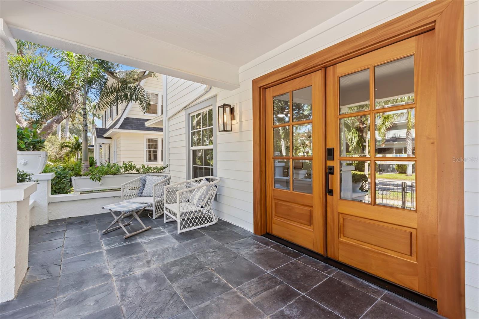 816 15TH AVENUE NE, St Petersburg, FL 33704 816 15TH AVENUE NE, St Petersburg, FL 33704