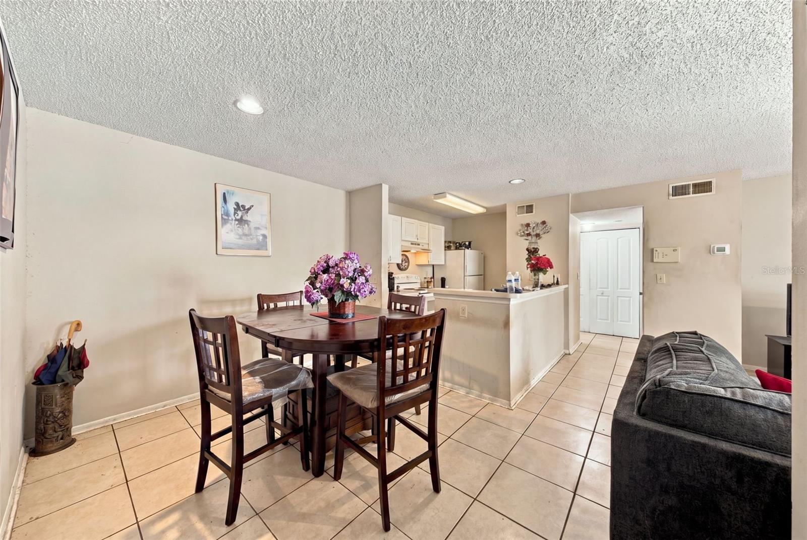 10020 STRAFFORD OAK COURT, #914, Tampa, FL 33624 10020 STRAFFORD OAK COURT, #914, Tampa, FL 33624
