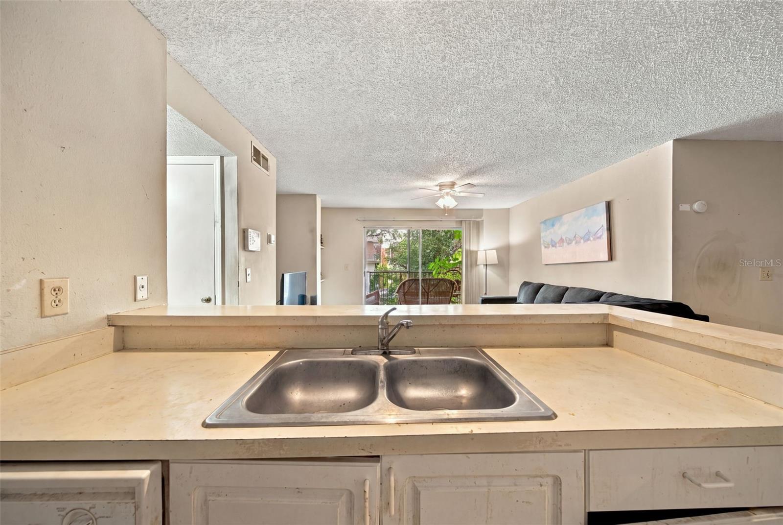 10020 STRAFFORD OAK COURT, #914, Tampa, FL 33624