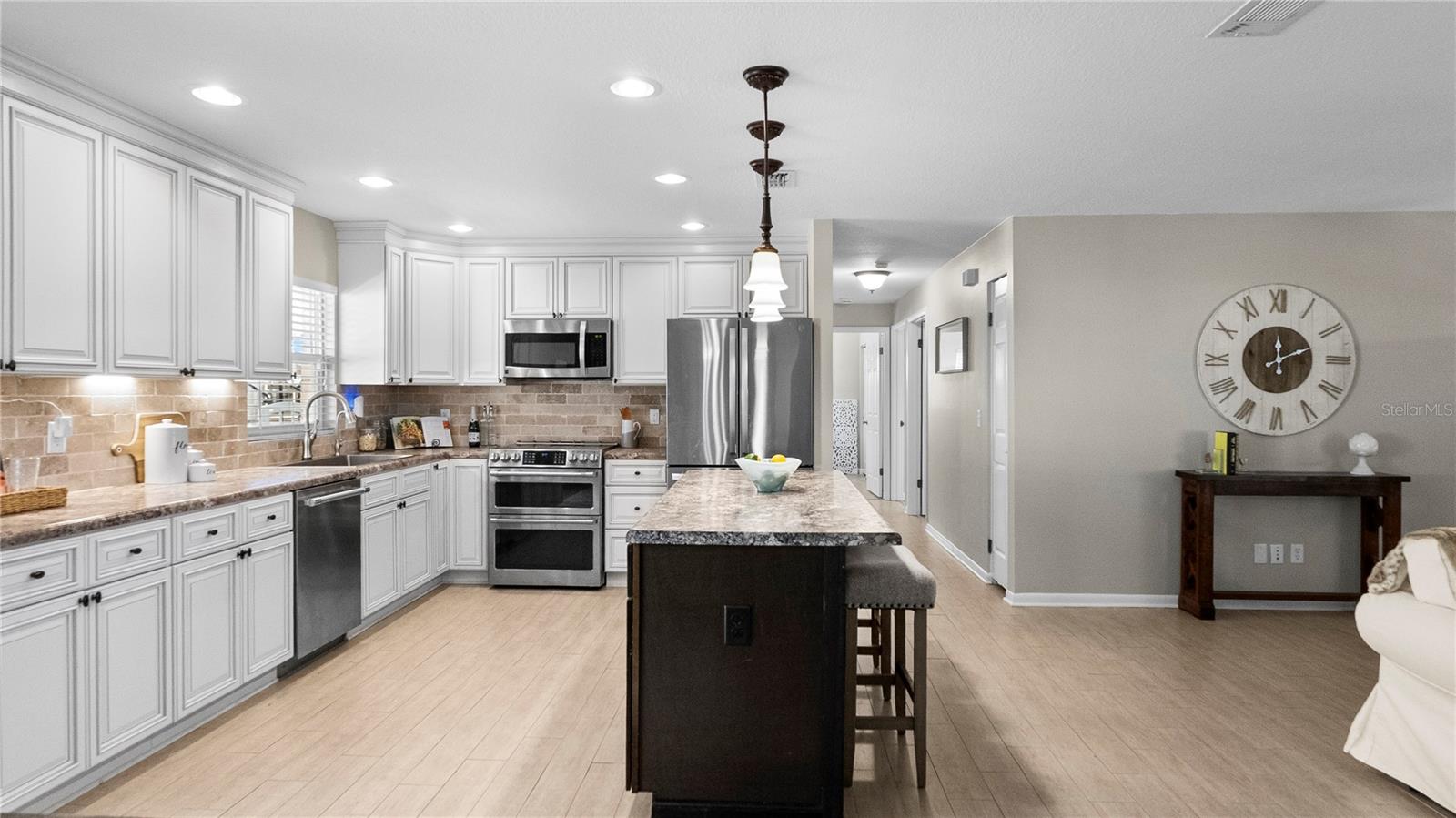 310 MOCCASIN HOLLOW ROAD, Lithia, FL 33547