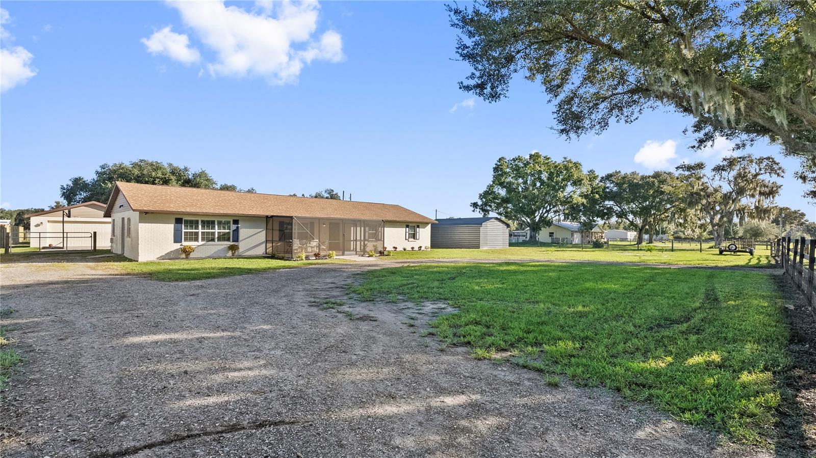 310 MOCCASIN HOLLOW ROAD, Lithia, FL 33547