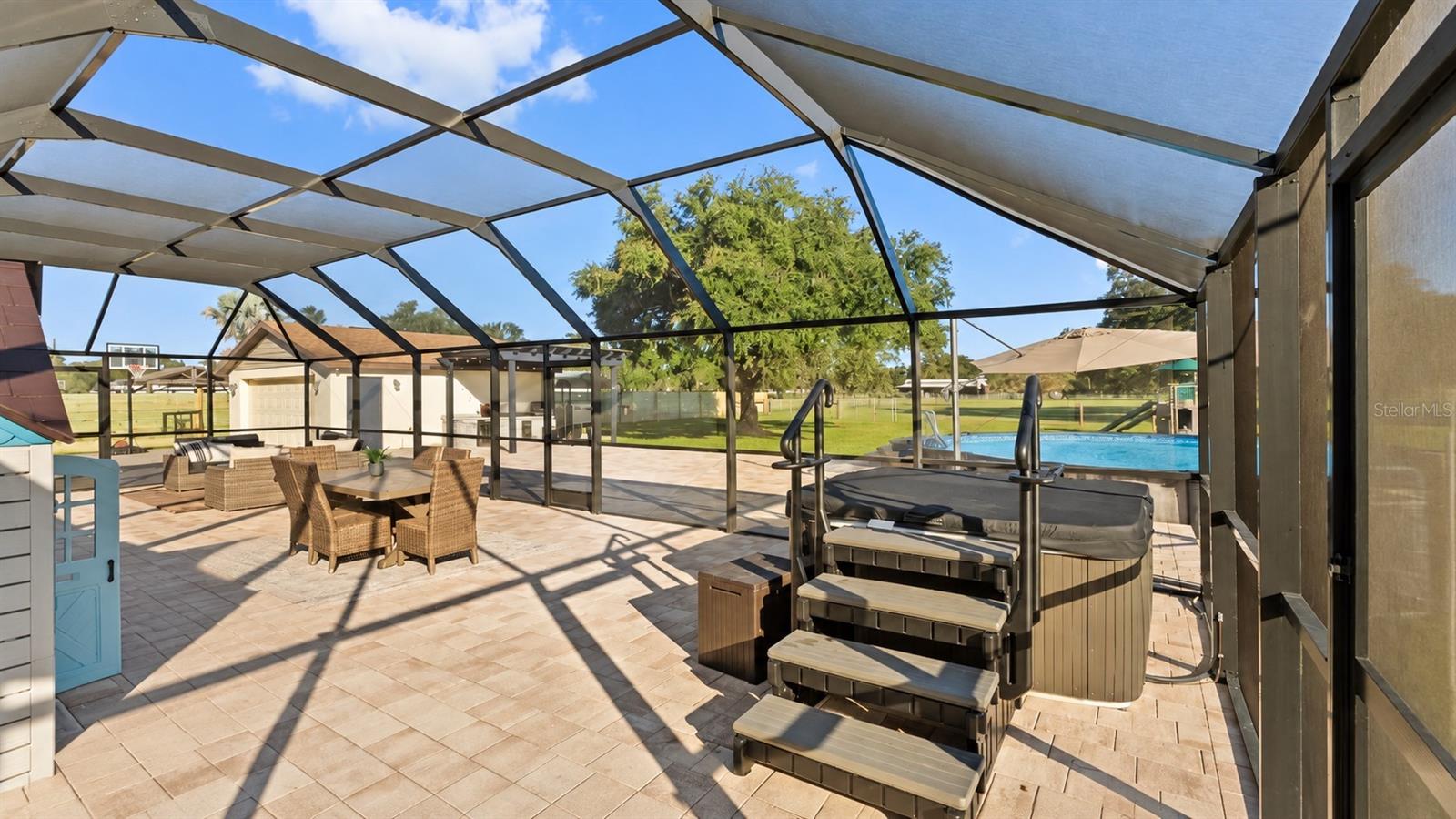 310 MOCCASIN HOLLOW ROAD, Lithia, FL 33547