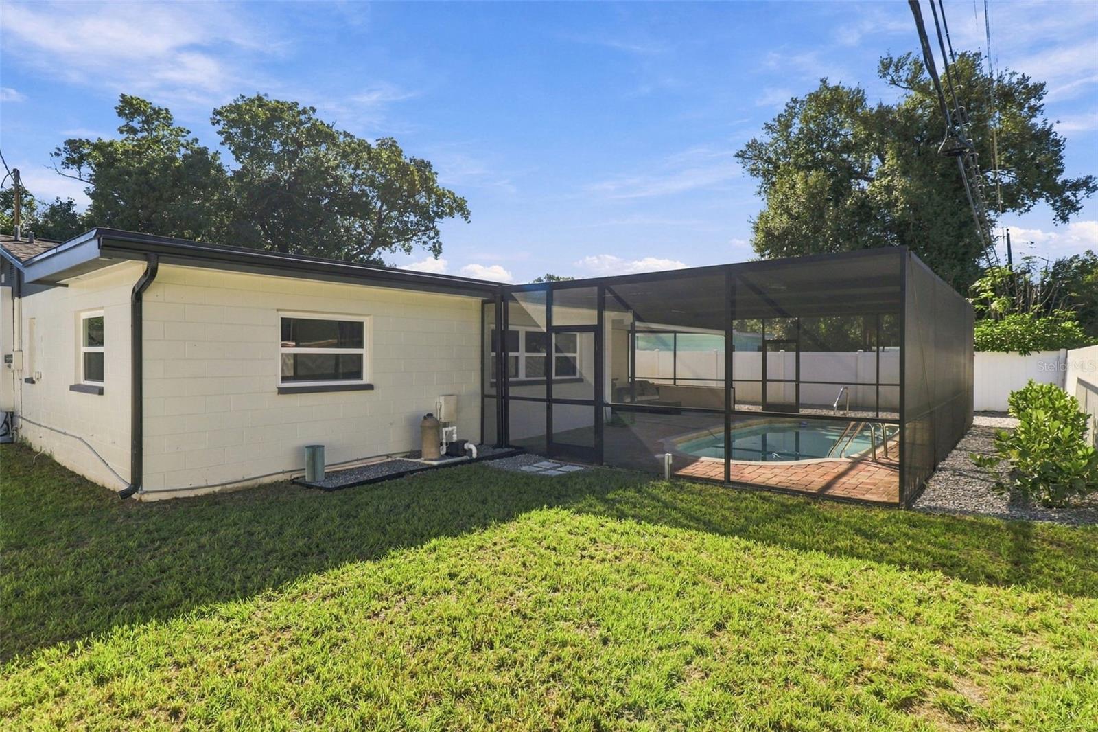11218 116TH STREET, Seminole, FL 33778