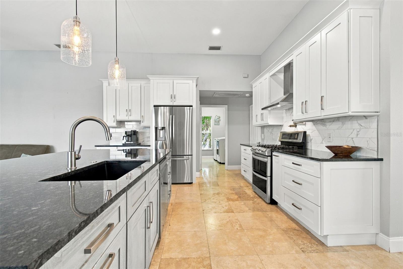 5406 E LONGBOAT, Tampa, FL 33615